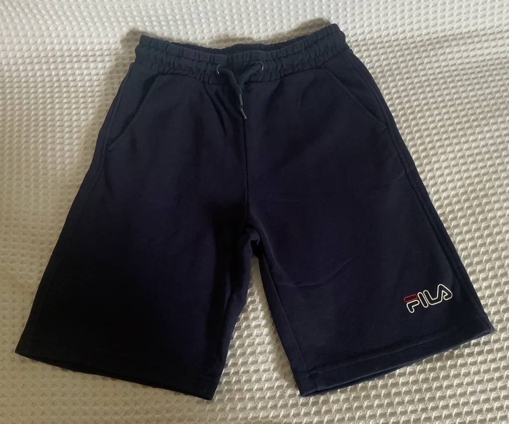 🔥-20%🔥 Bermuda Fila bleu marine, 70% coton, T 11/12 ans comme neuf